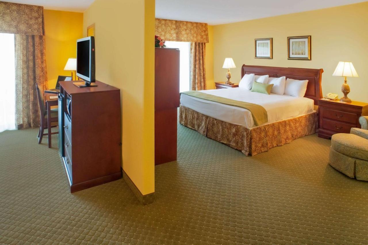 Clarion Hotel & Suites Convention Center Fredericksburg Kültér fotó